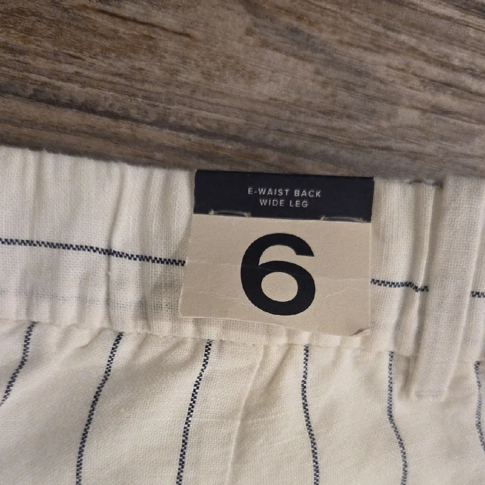 GAP Women's Cream and Black Striped Pantsuit - Picture 5 of 5